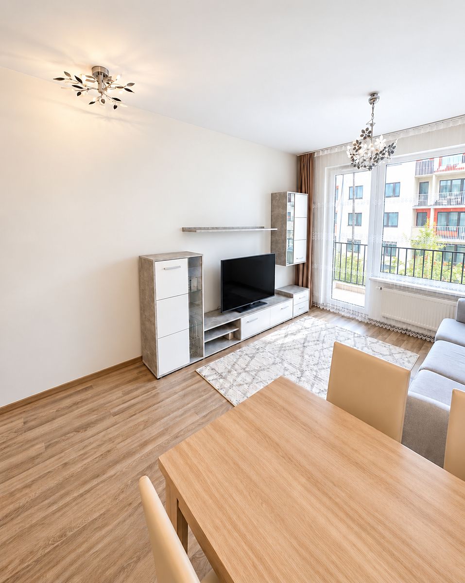 Pronájem bytu 2+kk 61 m² – fotografie 3