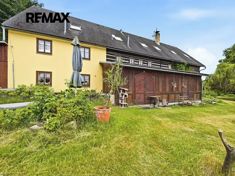 Prodej rodinného domu 556 m², pozemek 3366 m², Cvikov – náhled fotky 3