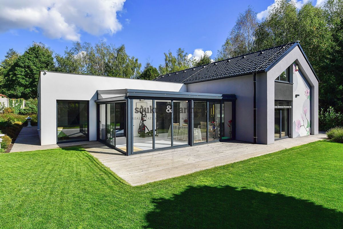 Prodej rodinného domu 145 m², pozemek 1205 m²