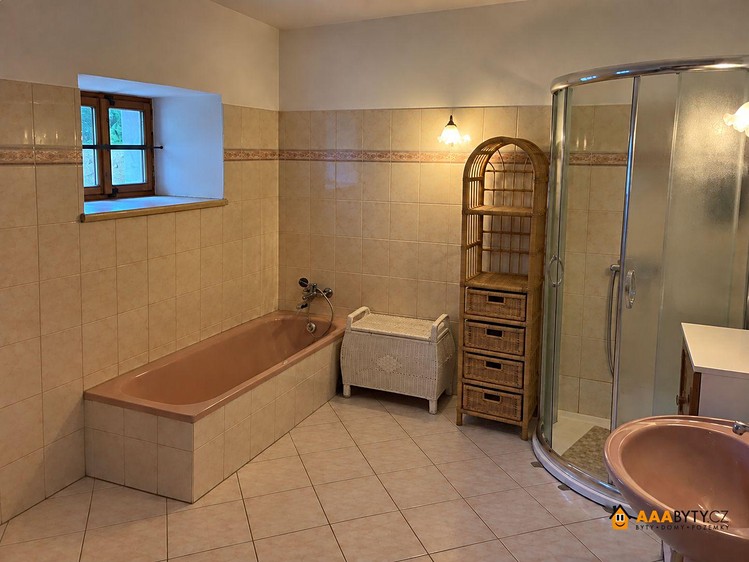 Haus zum Kauf, 276 m² (12 von 38)