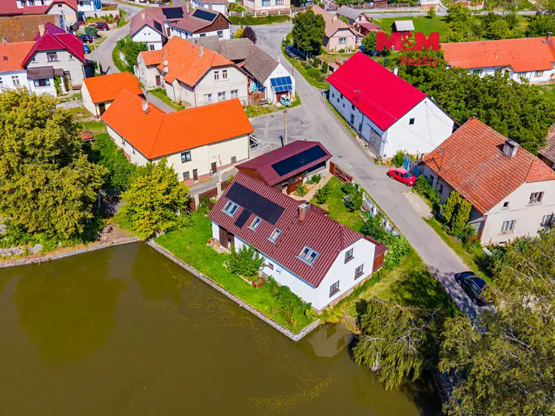 Prodej rodinného domu 185 m², pozemek 528 m², Libějice – náhled fotky 1