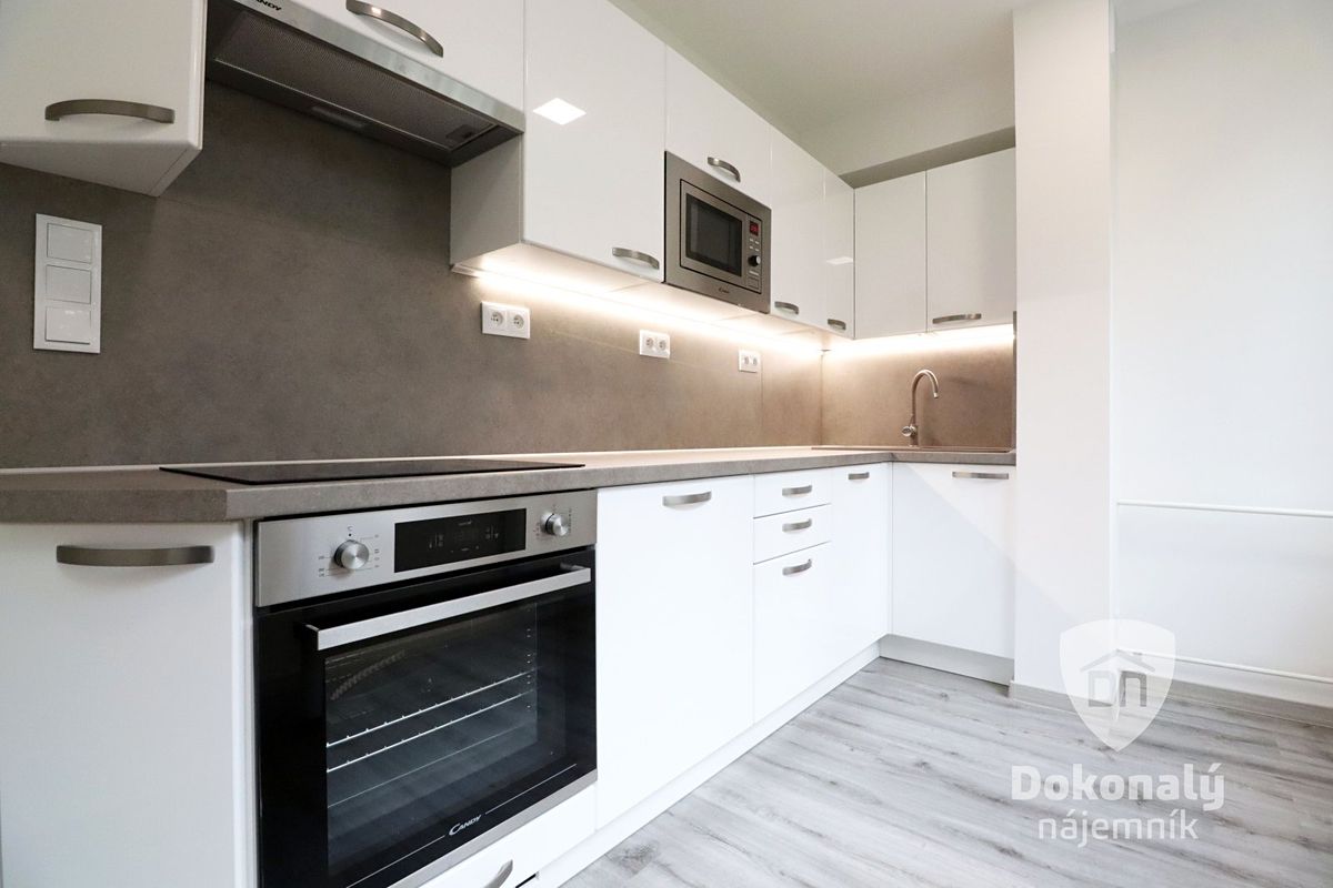 Pronájem bytu 2+1 64 m²