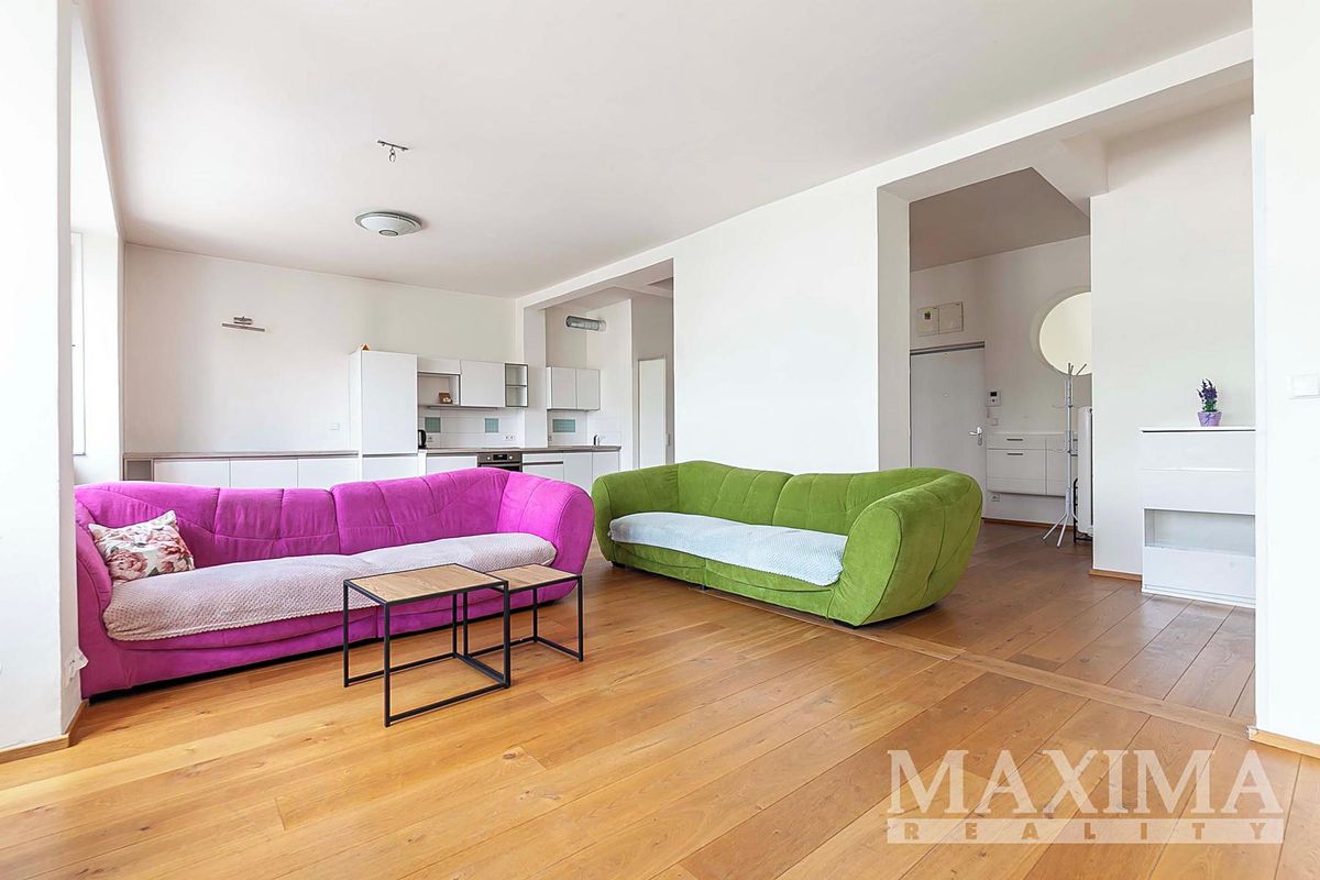 Pronájem bytu 3+kk 102 m²
