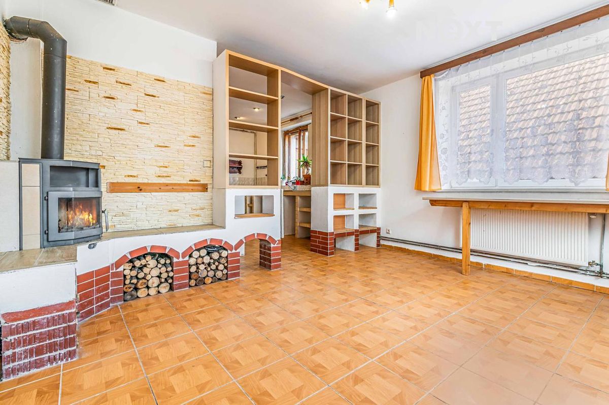 Prodej rodinného domu 133 m², pozemek 138 m² – fotografie 2