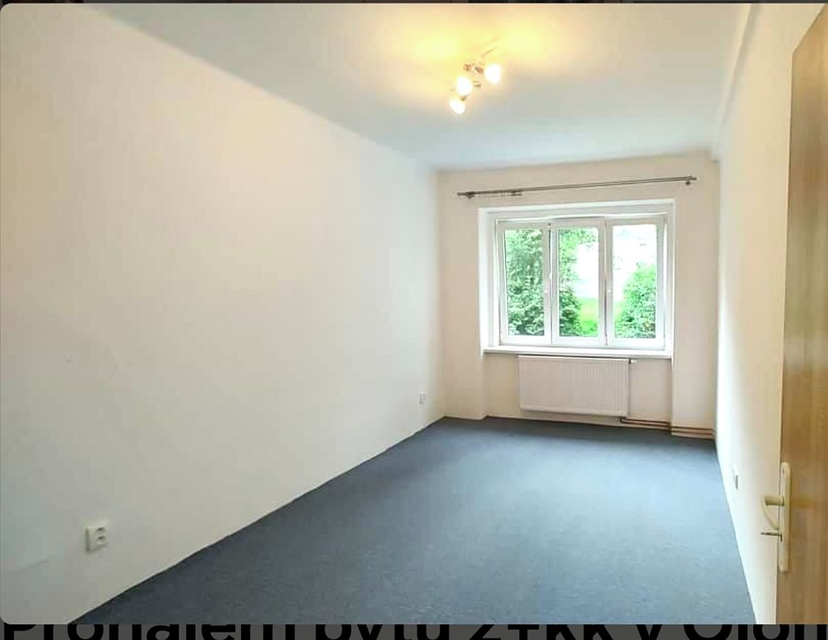 Pronájem bytu 2+kk 43 m² – fotografie 4