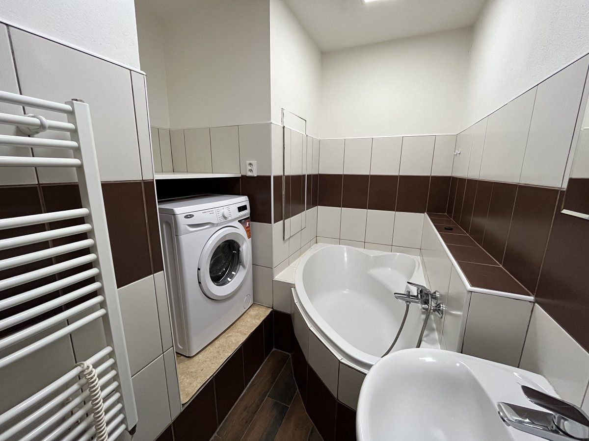Pronájem bytu 2+1 52 m²