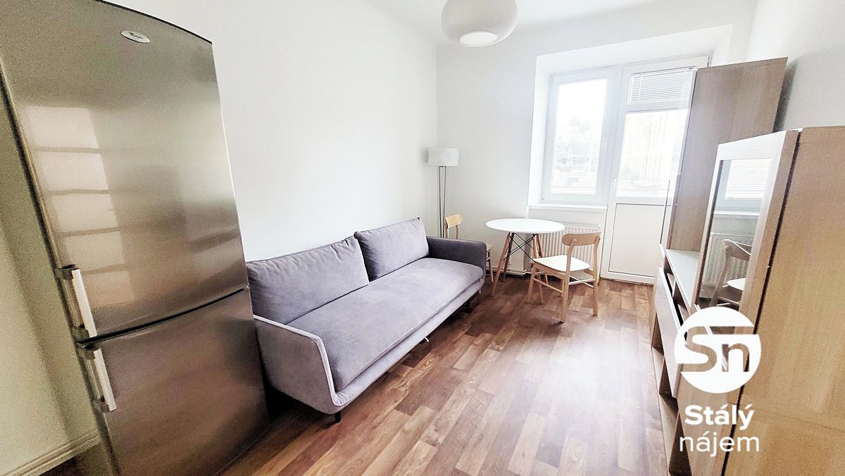 Pronájem bytu 2+kk 45 m² – fotografie 4