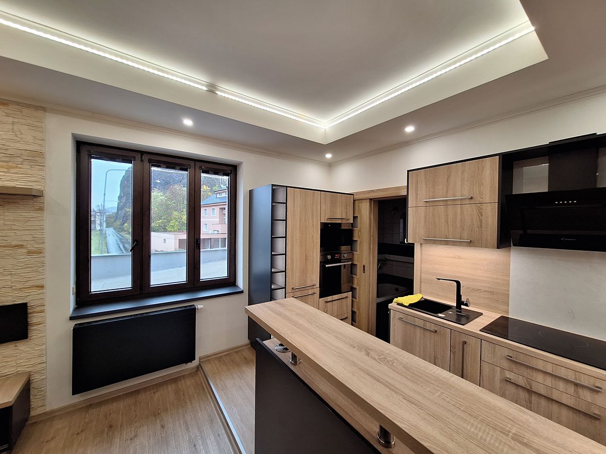 Pronájem bytu 2+1 71 m² – fotografie 3