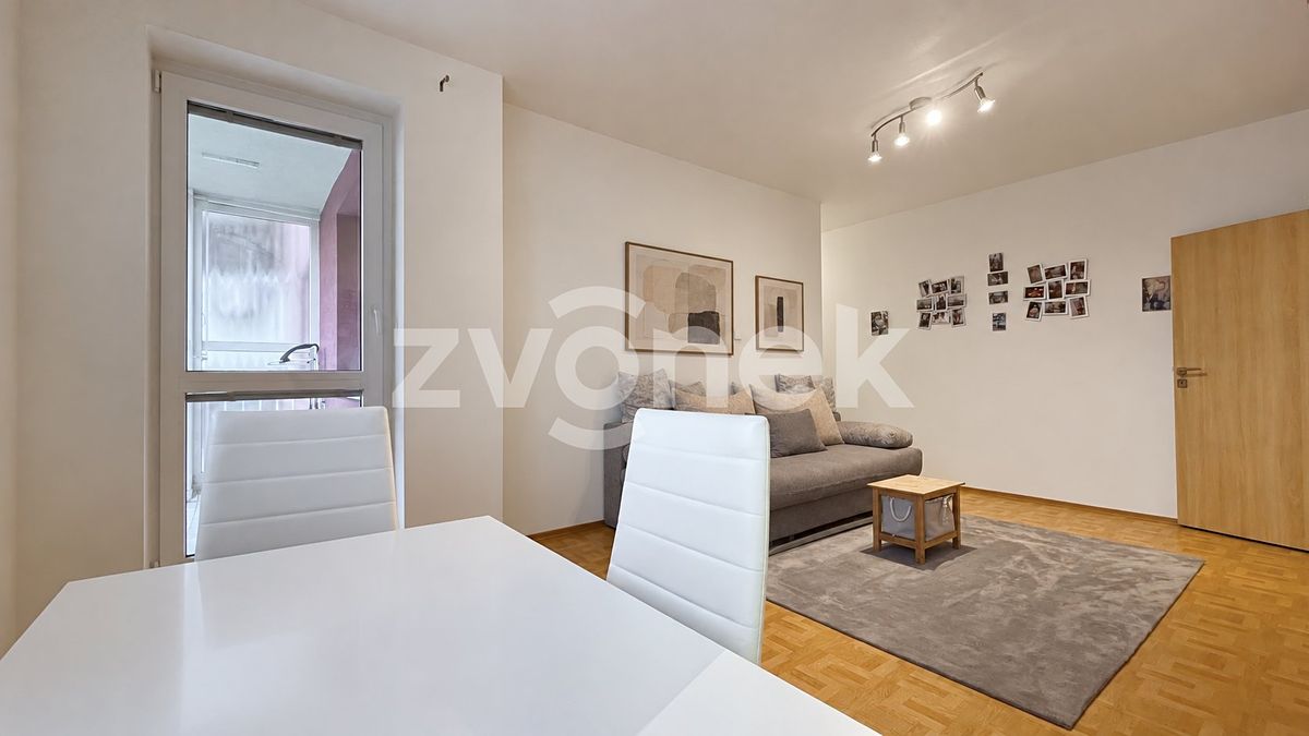Pronájem bytu 3+kk 68 m² – fotografie 4