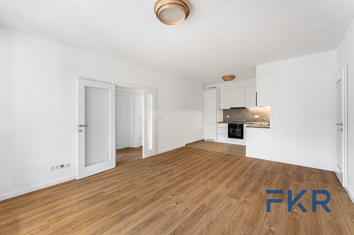 Pronájem bytu 3+kk 68 m² – fotografie 5