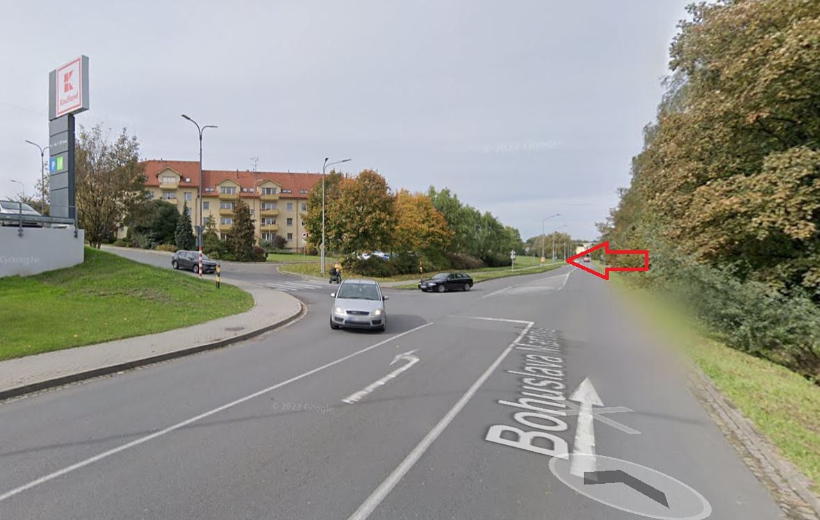 Prodej stavebního pozemku 18700 m² – fotografie 2