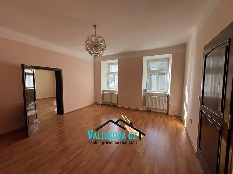 Pronájem bytu 3+1 94 m², Kroměříž – náhled fotky 2