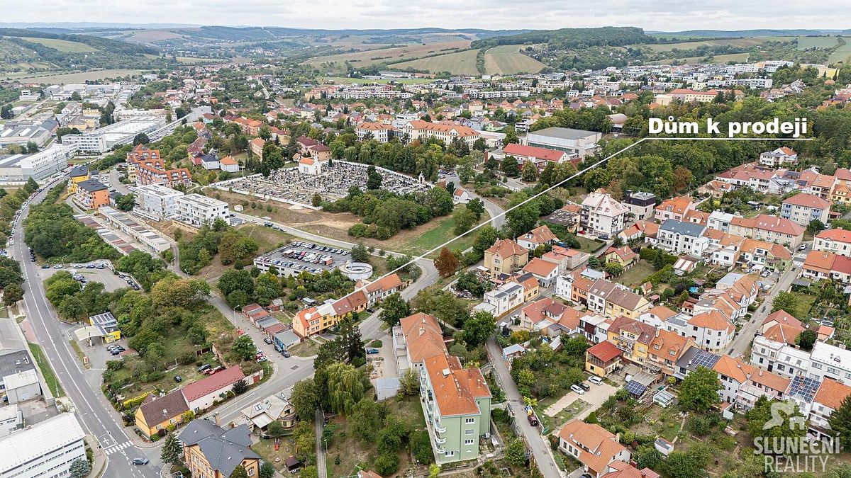 Prodej rodinného domu 160 m², pozemek 446 m² – fotografie 5