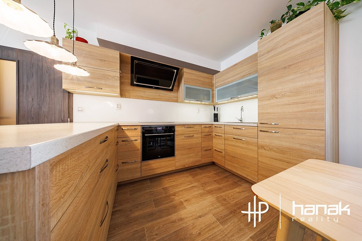 Prodej bytu 4+kk 117 m² – fotografie 3