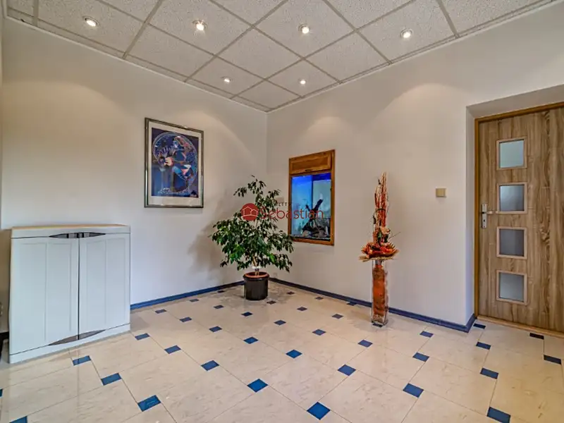 Pronájem kanceláře 216 m², Mlékojedy – náhled fotky 2