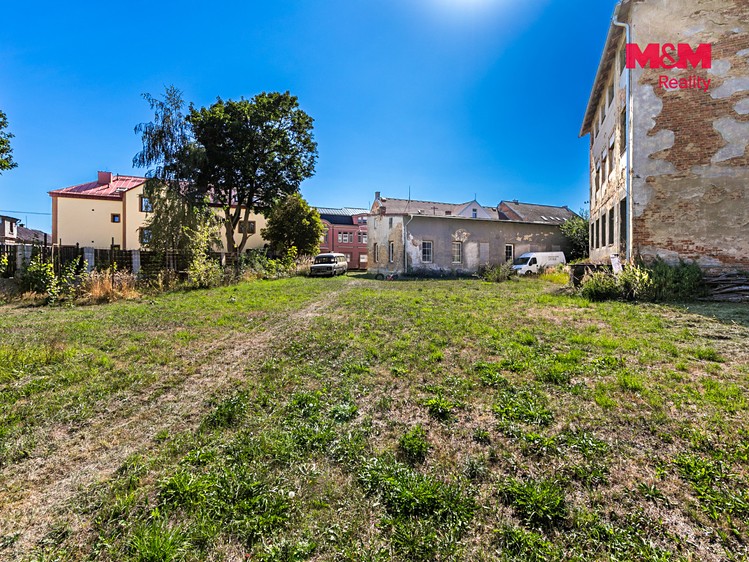 Prodej komerčního prostoru, 1 300 m² (23 z 28)