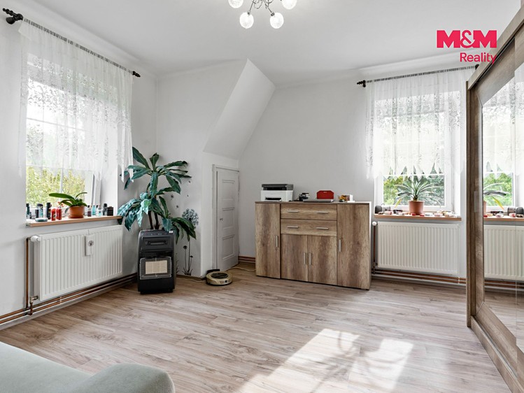Haus zum Kauf, 300 m² (10 von 30)