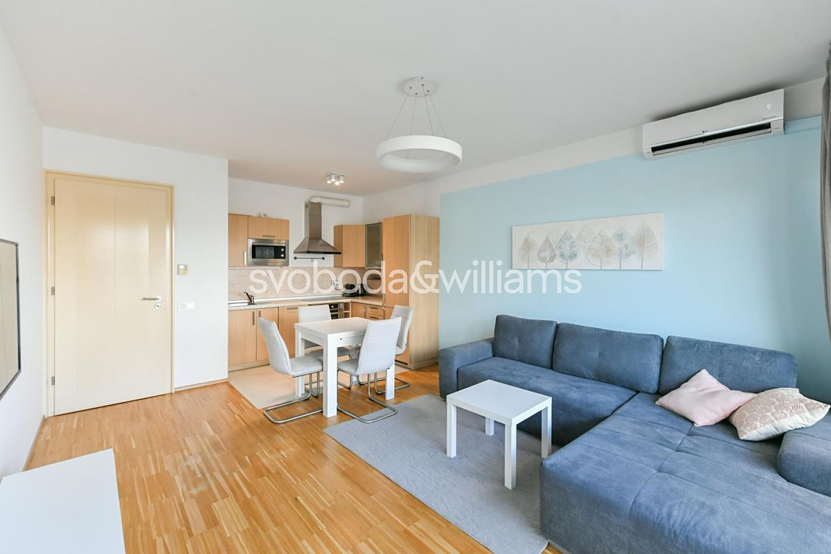 Pronájem bytu 2+kk 48 m² – fotografie 5