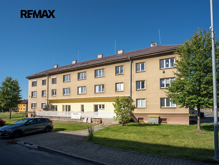 Pronájem bytu 1+kk, 34 m² (16 z 18)