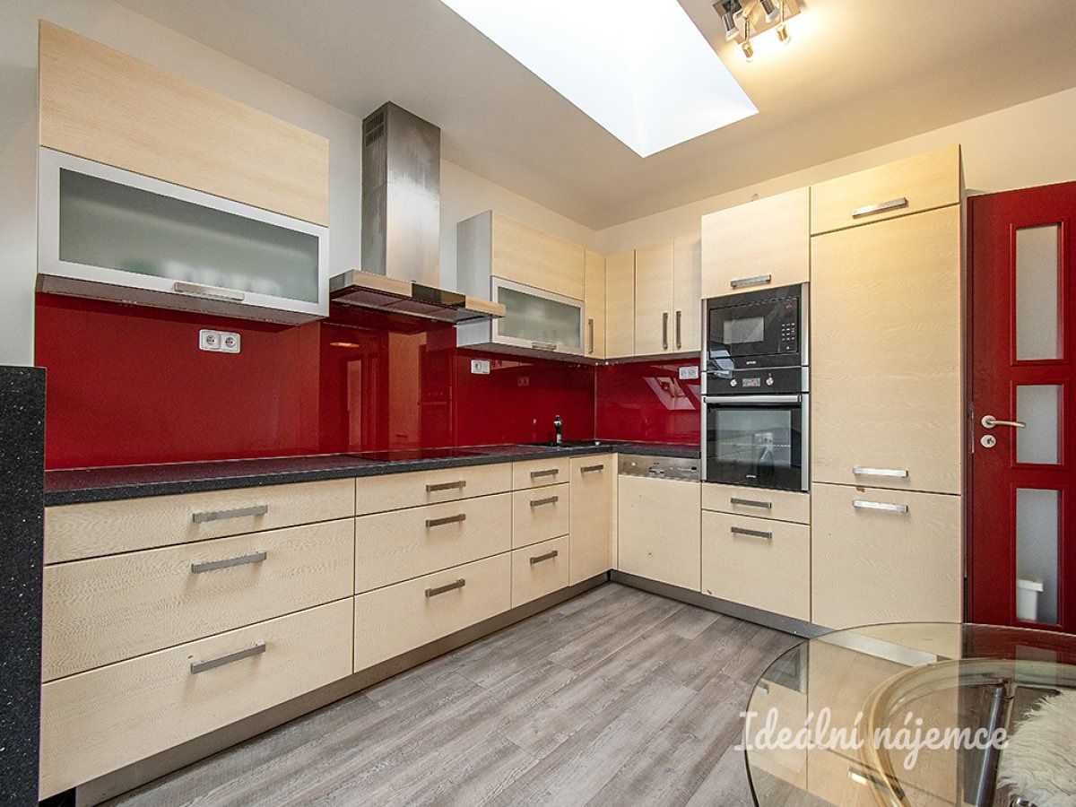 Pronájem bytu 3+kk 78 m² – fotografie 3