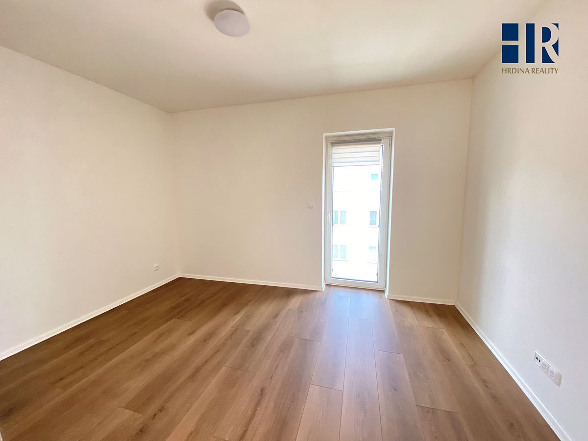 Pronájem bytu 2+kk 44 m² – fotografie 4