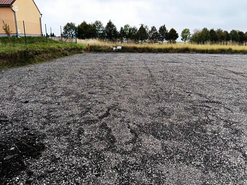 Prodej komerčního pozemku 3700 m², Přáslavice – náhled fotky 2