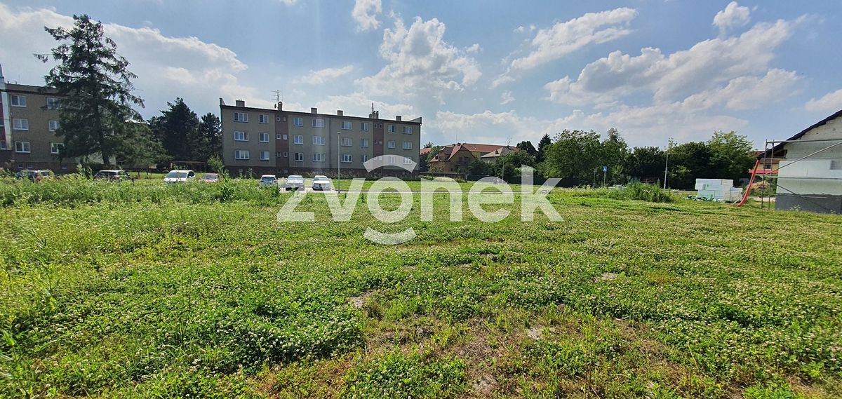 Prodej stavebního pozemku 1070 m² – fotografie 2