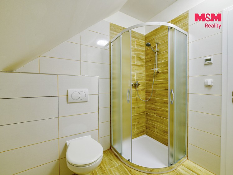 Pronájem bytu 3+kk, 74 m² (19 z 22)
