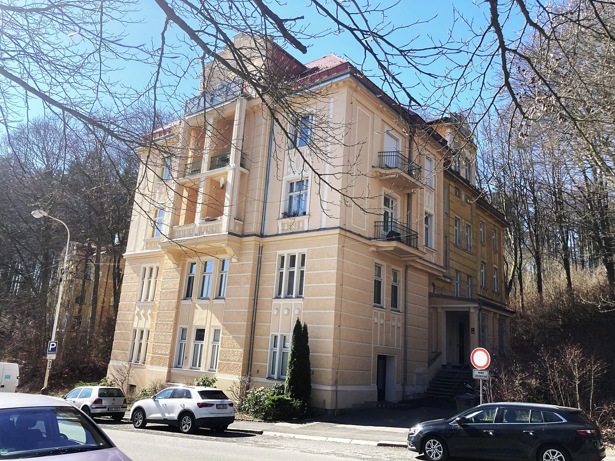 Prodej bytu 4+kk 100 m²
