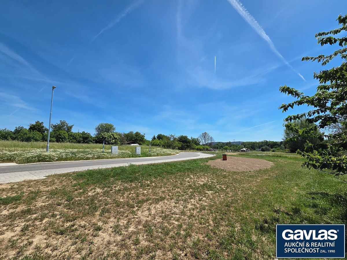Prodej stavebního pozemku 1091 m² – fotografie 3