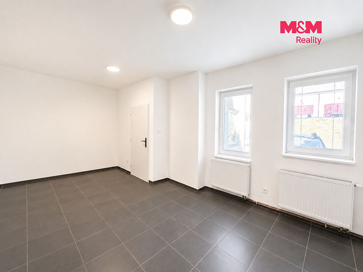 Pronájem bytu 2+1 64 m² – fotografie 2