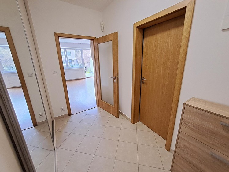 Квартира 1+kk на продаж, 54 м² (13 з 17)