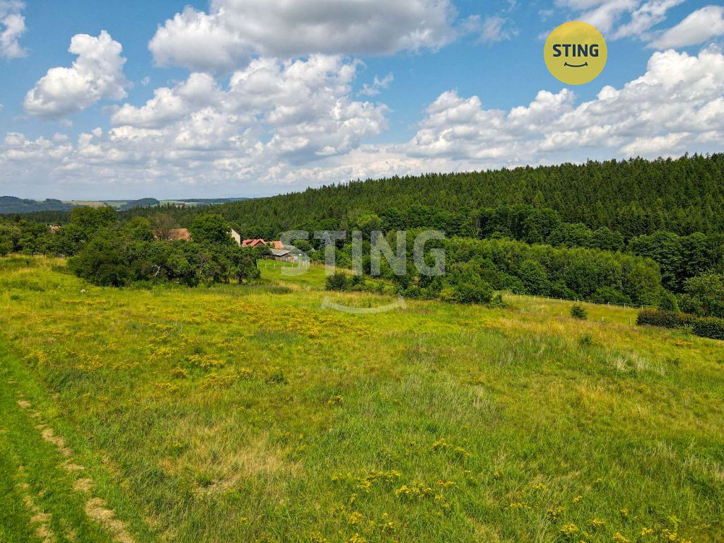 Prodej stavebního pozemku 2836 m²