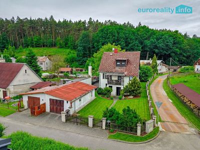 Prodej rodinného domu 190 m², pozemek 636 m²