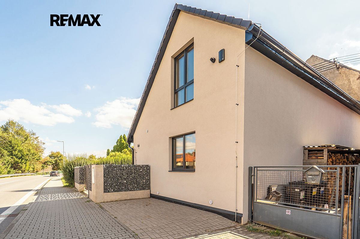 Prodej rodinného domu 97 m², pozemek 195 m²