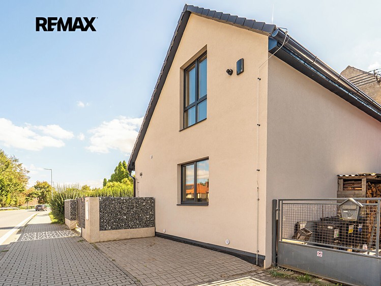 Haus zum Kauf, 97 m² (1 von 30)