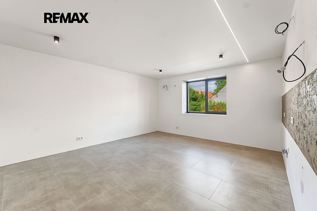Prodej rodinného domu 97 m², pozemek 195 m² – fotografie 3