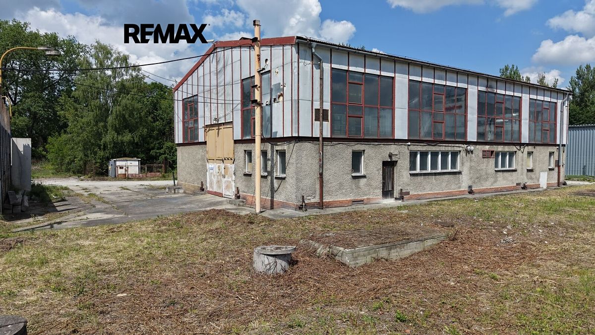 Pronájem výrobní haly, prostoru 345 m² – fotografie 3