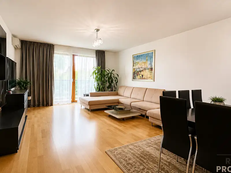 Pronájem bytu 3+kk 91 m², Praha – náhled fotky 2
