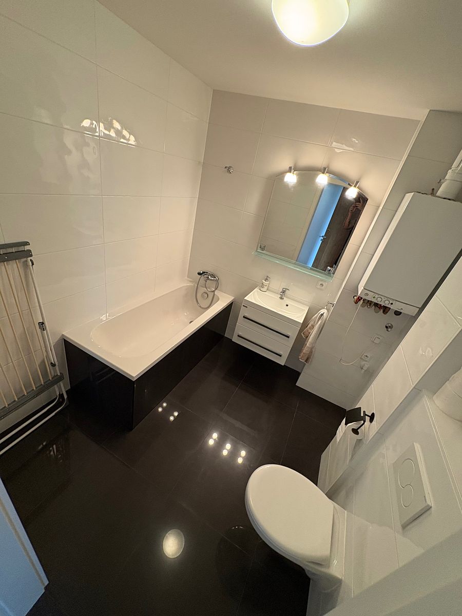 Pronájem bytu 2+kk 53 m² – fotografie 4