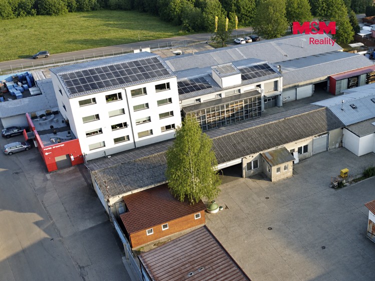 Prodej komerčního prostoru, 122 m² (3 z 13)