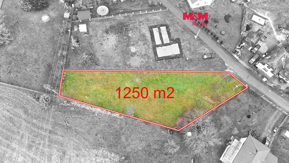 Prodej stavebního pozemku 1250 m²