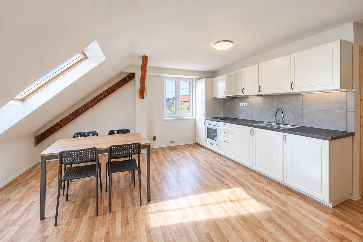 Prodej činžovního domu 658 m² – fotografie 3
