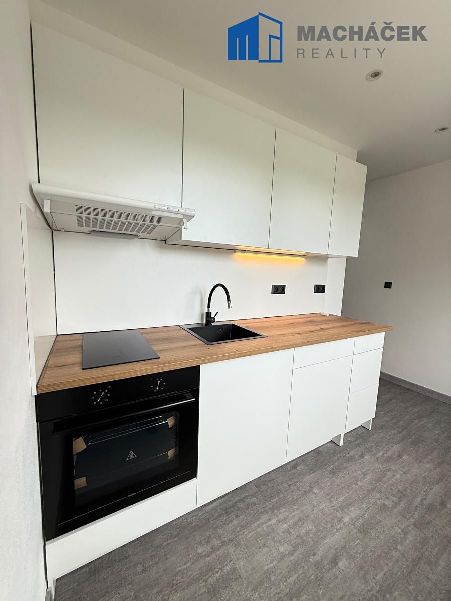 Pronájem bytu 2+1 55 m²