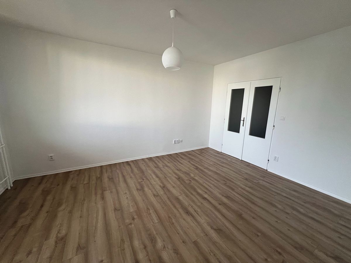 Pronájem bytu 3+1 70 m² – fotografie 5