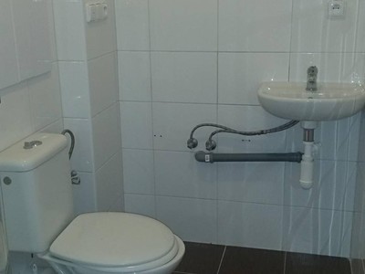 Pronájem bytu 1+kk, 28 m² (3 z 4)