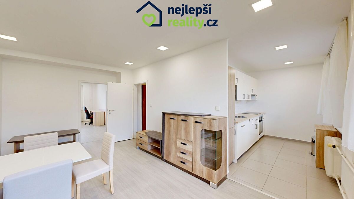 Pronájem bytu 2+1 54 m² – fotografie 4