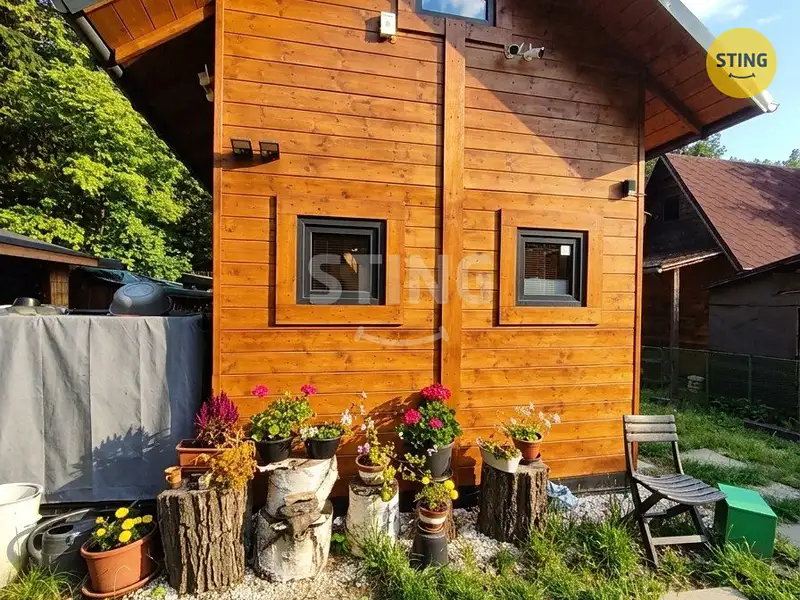 Prodej chaty 36 m², pozemek 239 m², Budišovice – náhled fotky 2