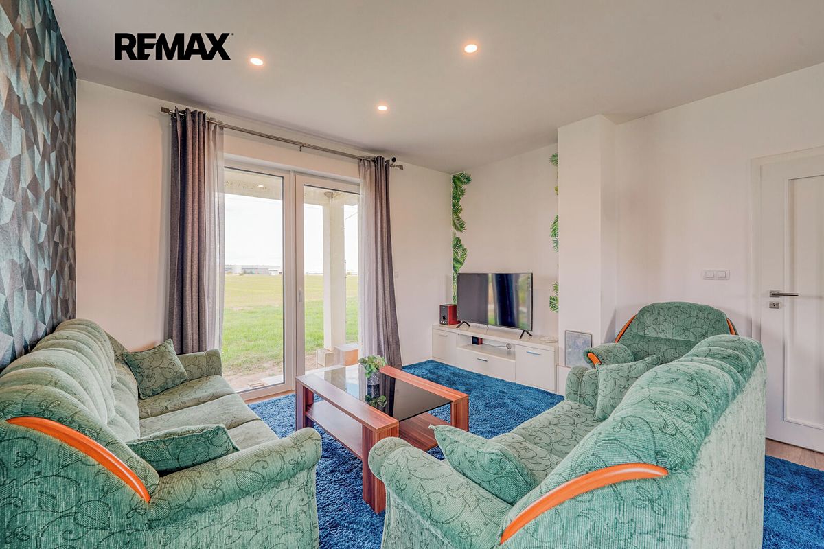 Prodej rodinného domu 87 m², pozemek 905 m² – fotografie 4