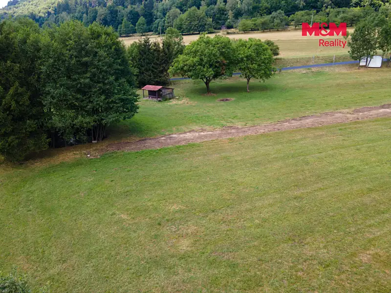 Prodej stavebního pozemku 9229 m², Držková – náhled fotky 3